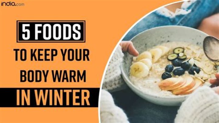 Does black keep you warm in winter?