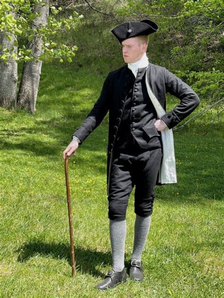 What did men wear in 1770s?