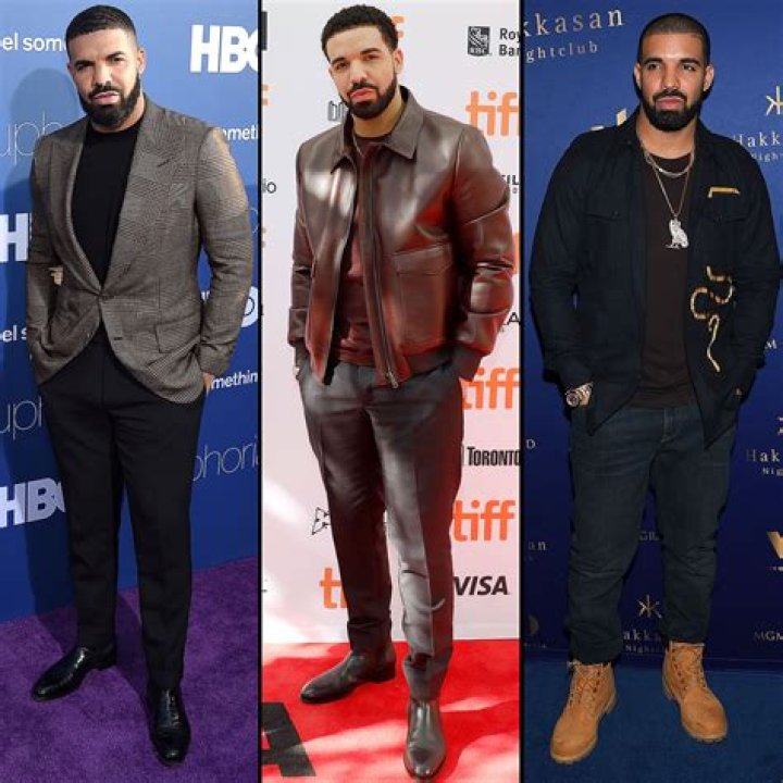 What size shoe does Drake wear?